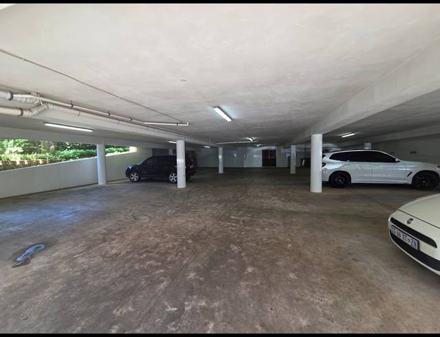 1,600M² BUILDING FOR SALE IN GILLITTS